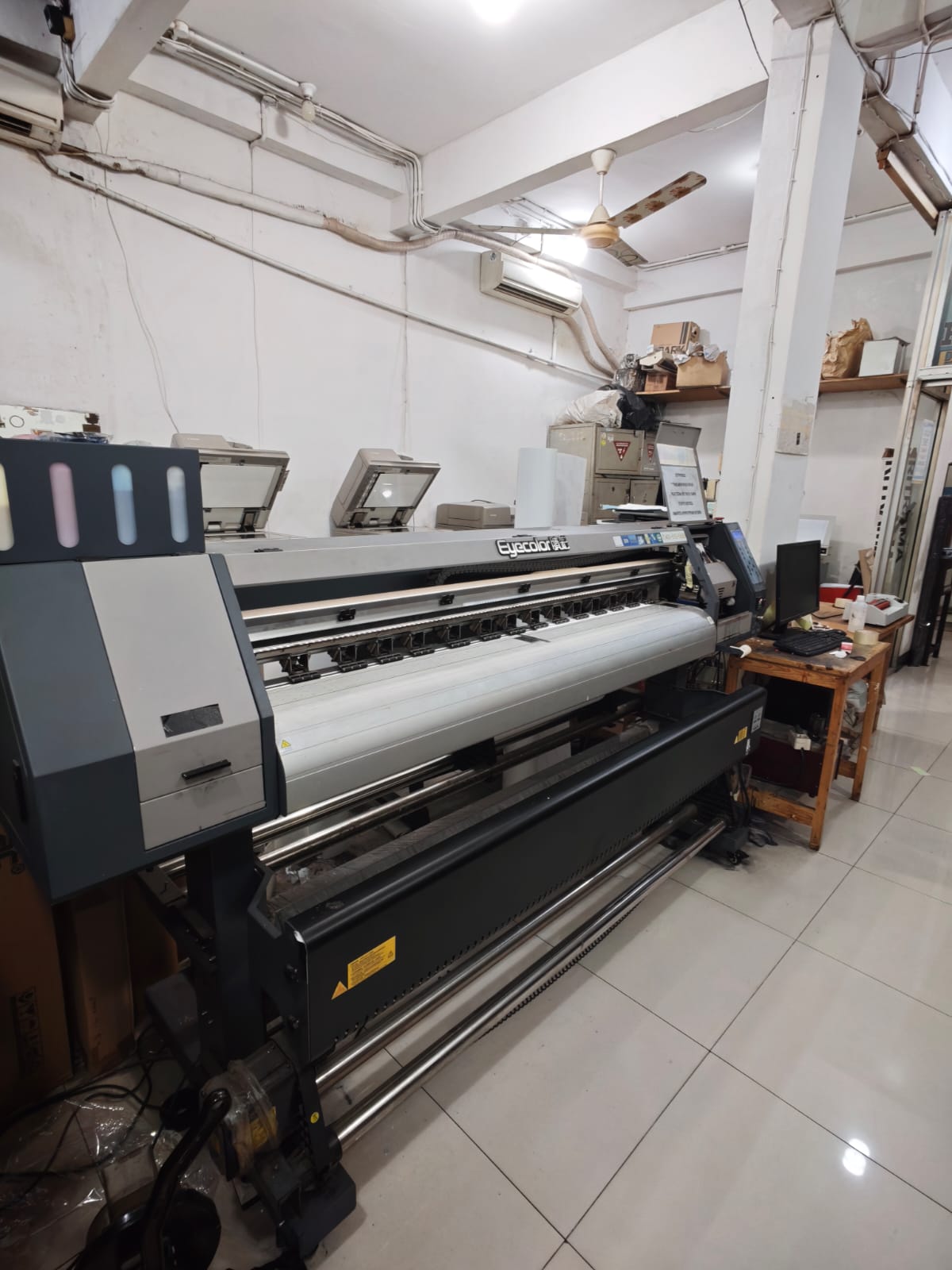 Layanan Cetak Beragam Media Subur Maju Printing